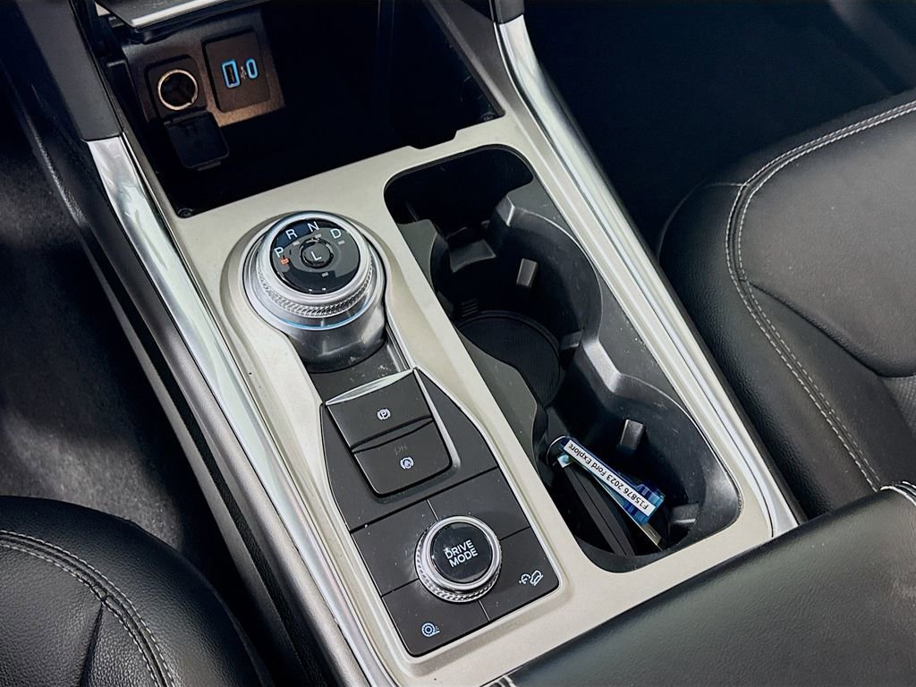 Certified 2023 Ford Explorer Limited w/ Limited Technology Package image 17