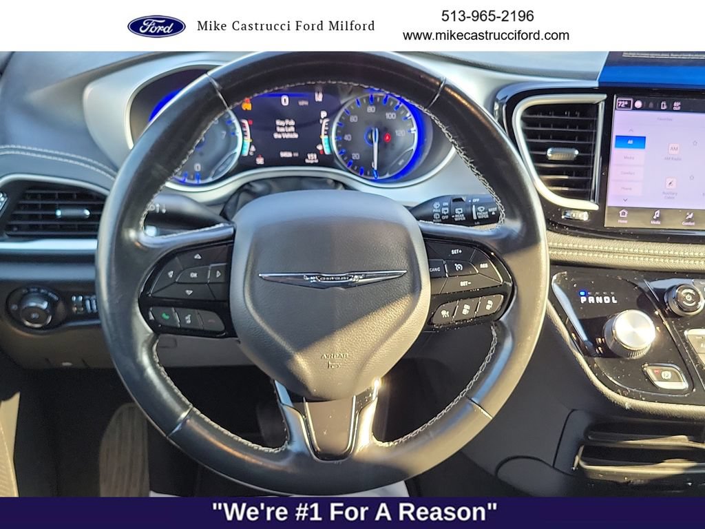 Used 2021 Chrysler Pacifica Touring w/ S Appearance Package FWD image 13
