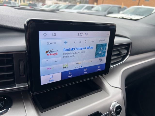 Certified 2022 Ford Explorer XLT w/ Equipment Group 202A image 14