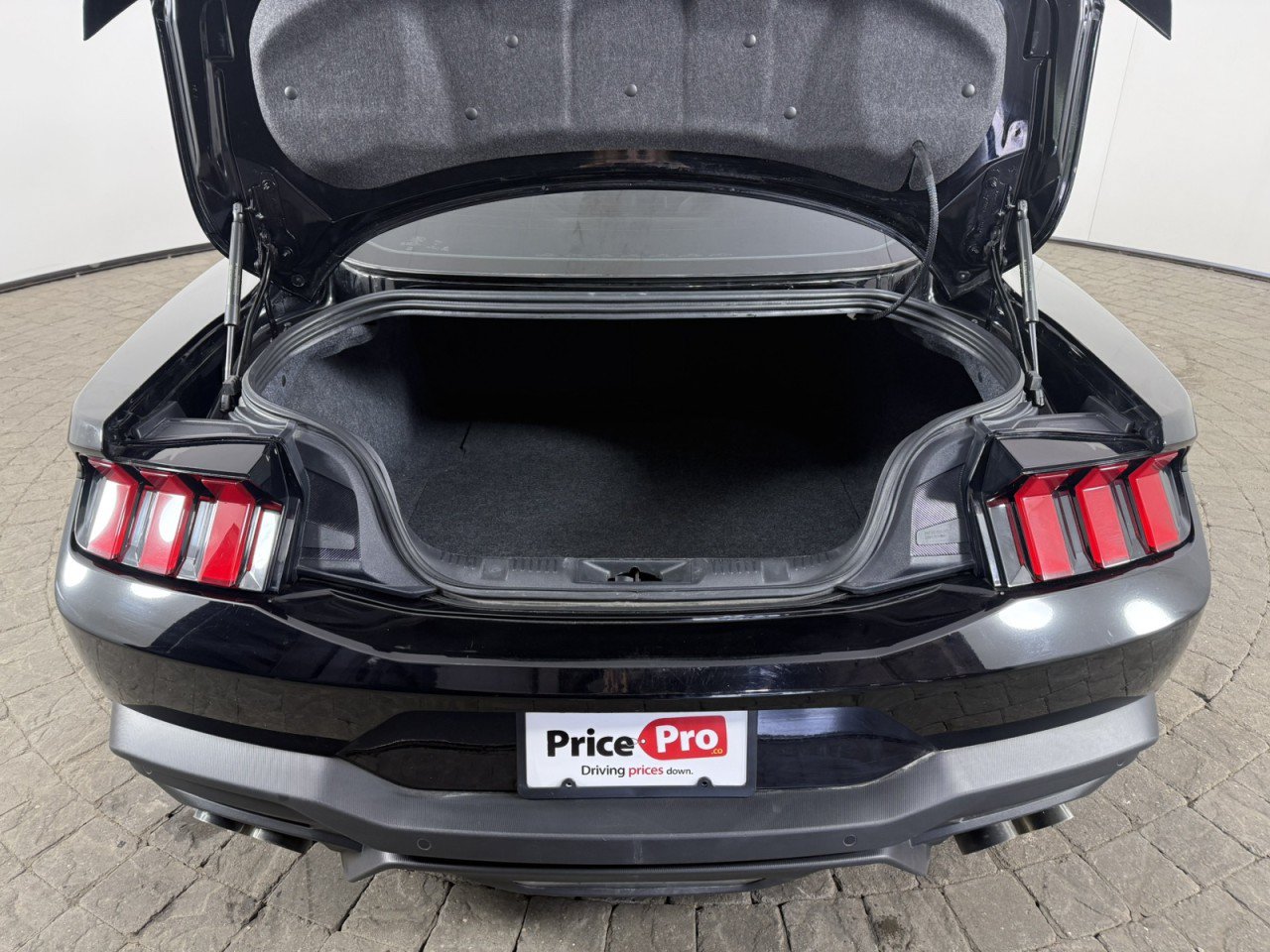 Certified 2024 Ford Mustang GT RWD image 7