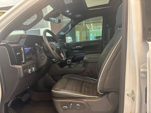 Used 2025 GMC Sierra 1500 AT4X AWD/4WD image 12