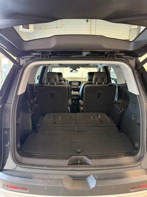 Used 2019 GMC Acadia SLT AWD/4WD image 7