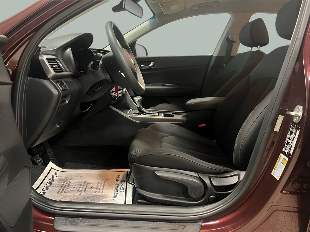 Used 2020 Kia Optima LX FWD image 17