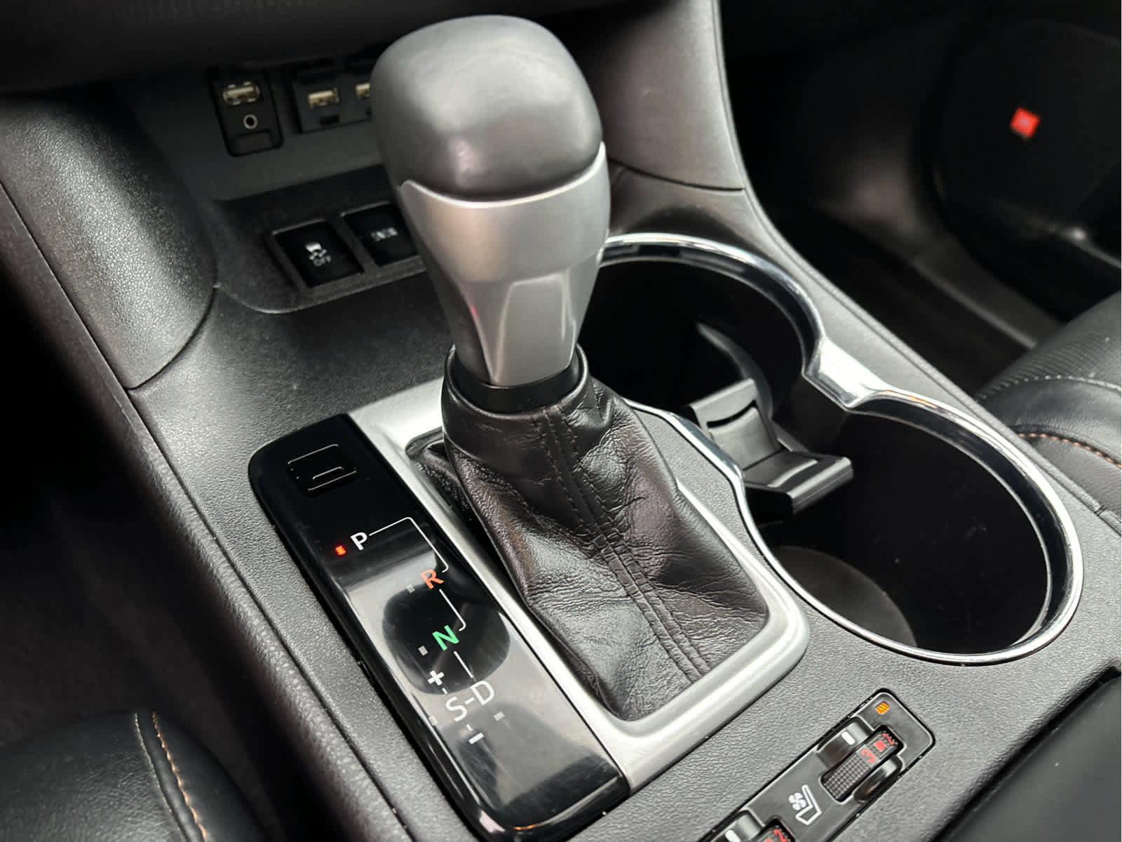 Used 2019 Toyota Highlander Limited Platinum image 20