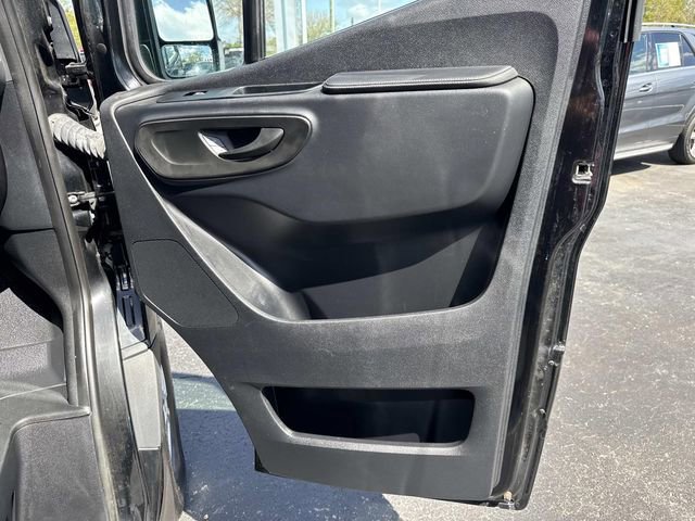 Used 2021 Mercedes-Benz Sprinter 2500 image 14