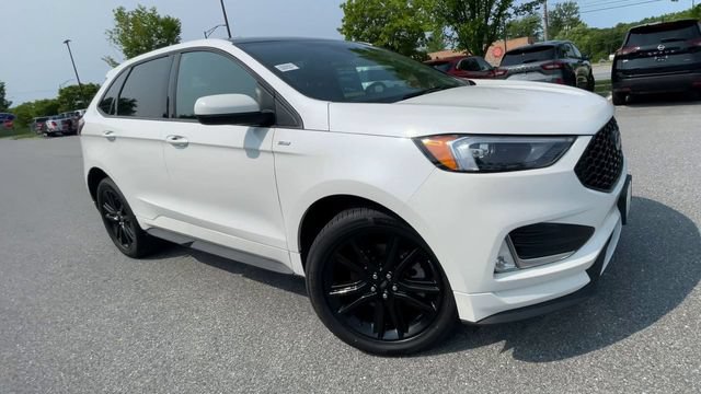 Certified 2024 Ford Edge ST-Line AWD/4WD image 8