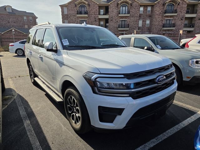 Certified 2023 Ford Expedition XLT RWD image 2