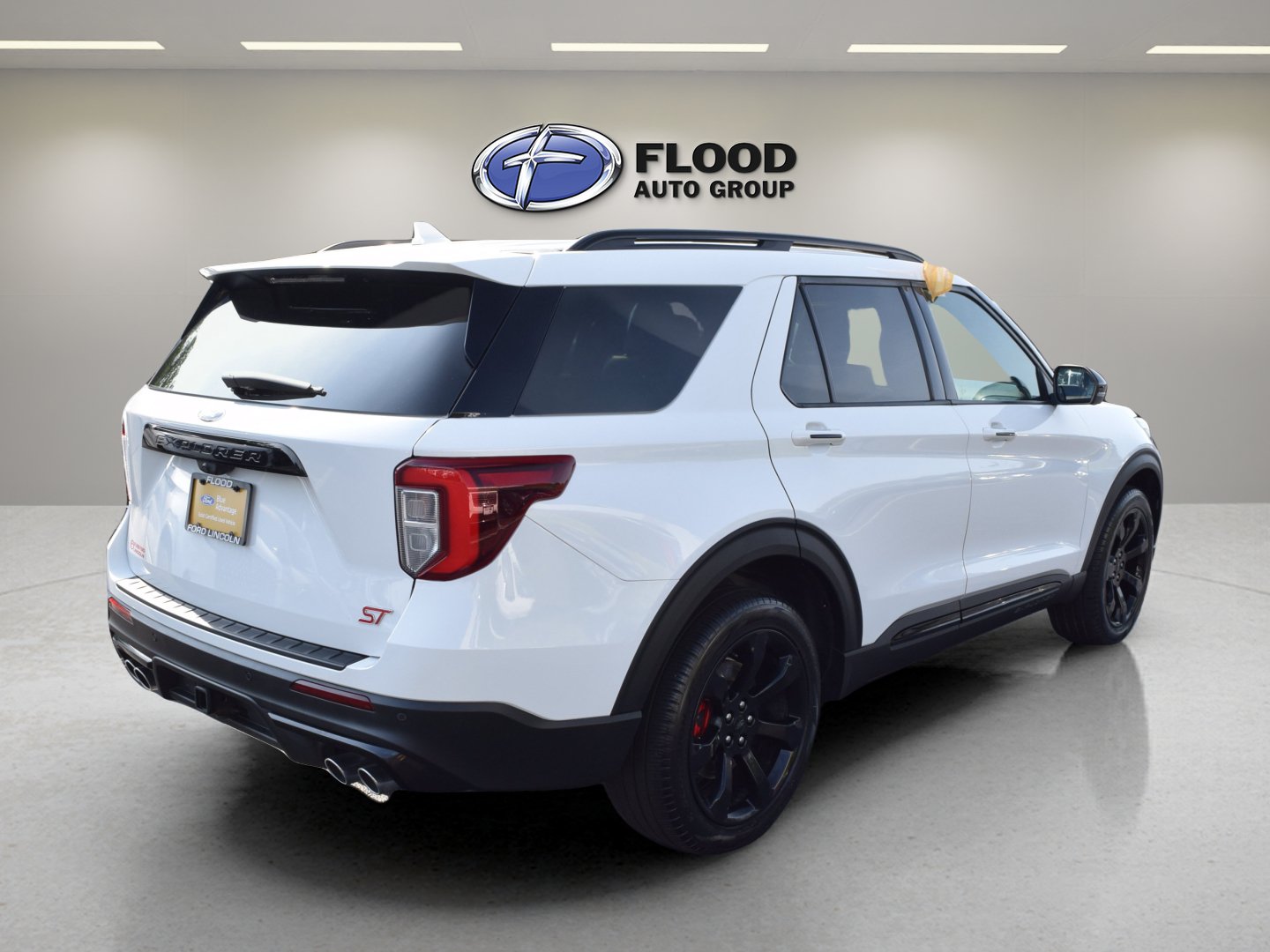 Certified 2023 Ford Explorer ST w/ Equipment Group 401A AWD/4WD image 4