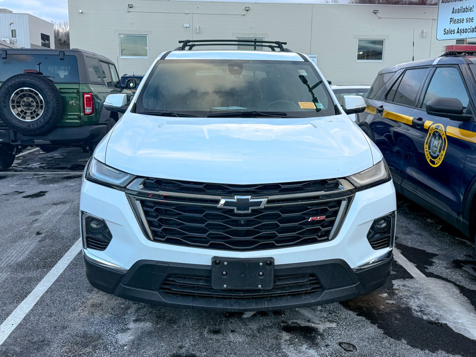 Used 2022 Chevrolet Traverse RS w/ LPO, Floor Liner Package image 2