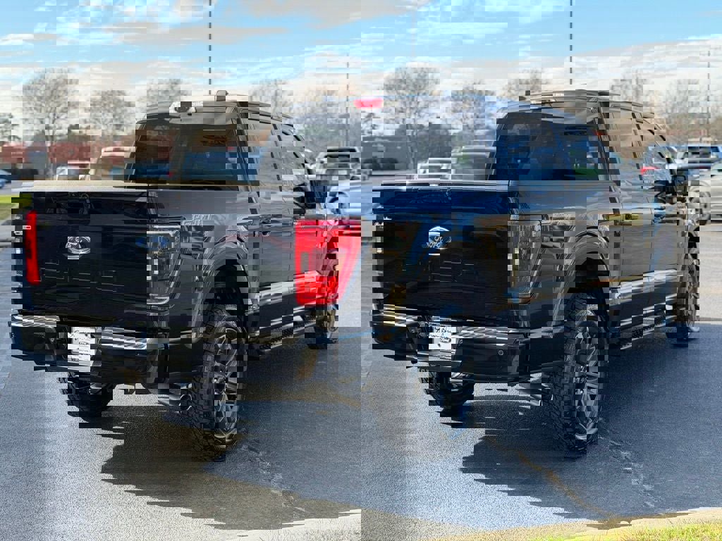 Certified 2023 Ford F150 XLT w/ Equipment Group 302A High image 4