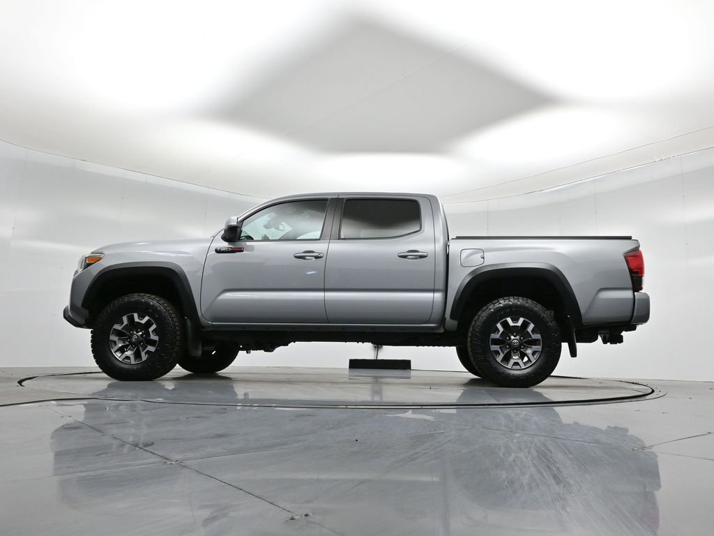 Used 2018 Toyota Tacoma TRD Off-Road image 49