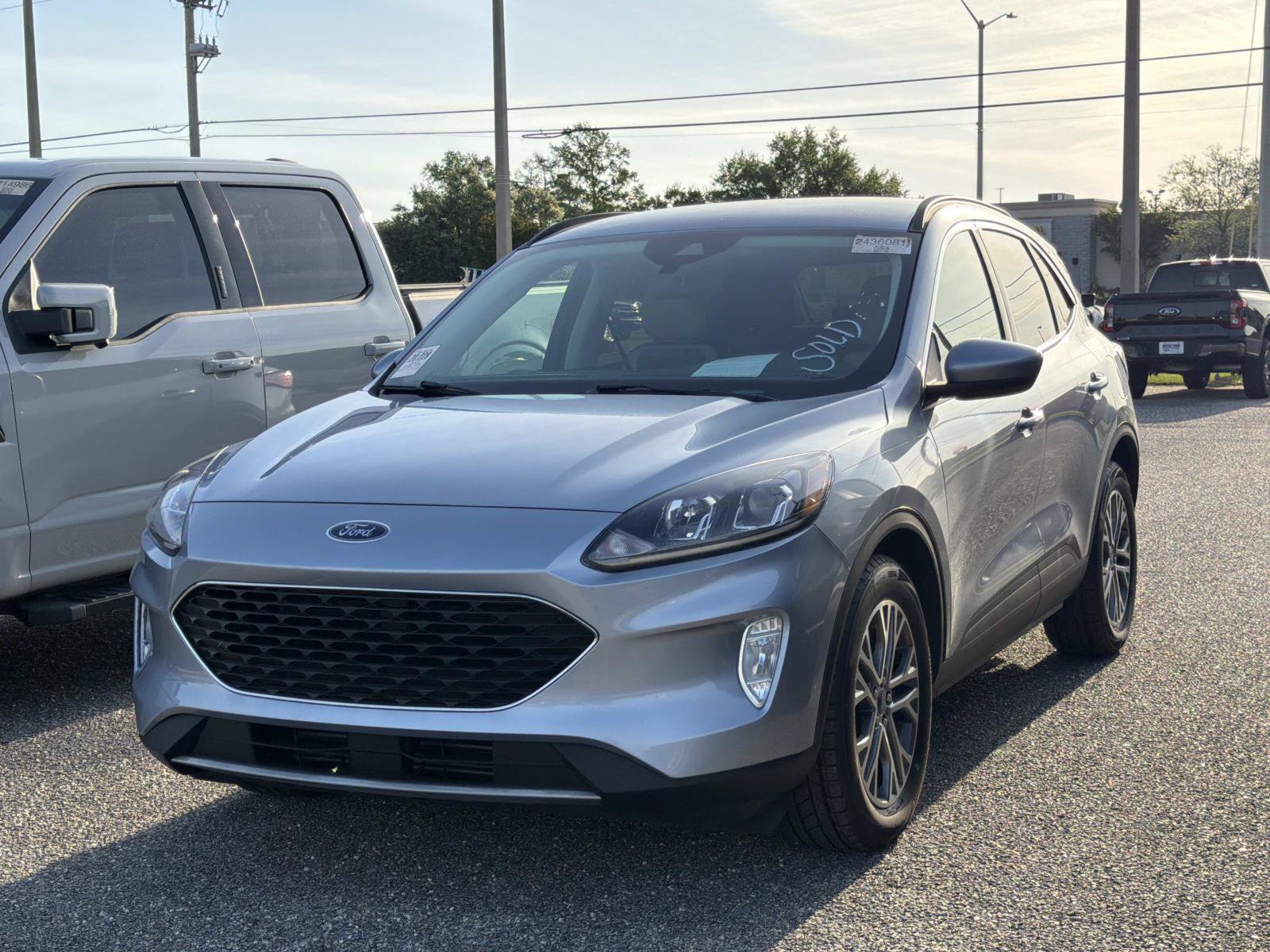 Certified 2022 Ford Escape SEL FWD image 1