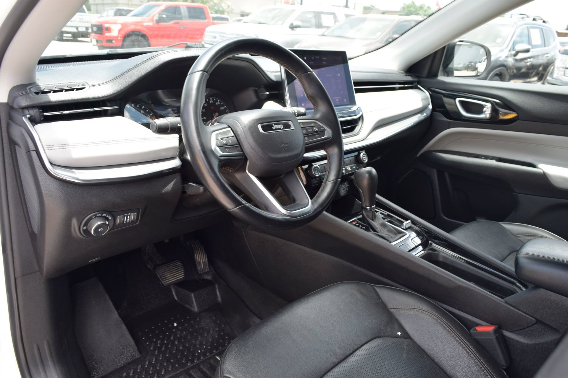 Used 2022 Jeep Compass Limited AWD/4WD image 15