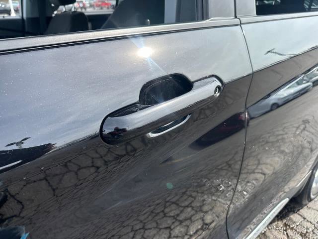 Certified 2023 Ford Explorer XLT w/ Class IV Trailer Tow Package image 13