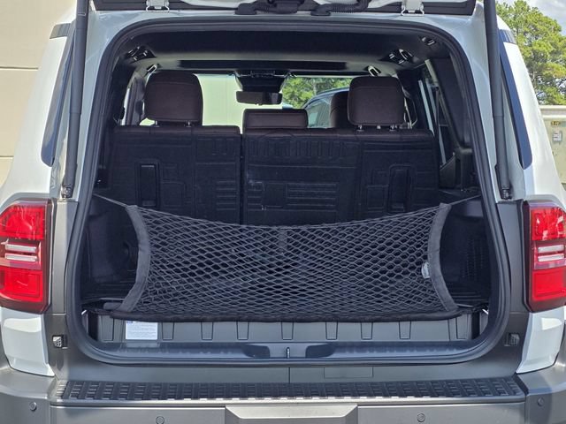 Used 2025 Toyota Land Cruiser w/ Premium Package AWD/4WD image 32