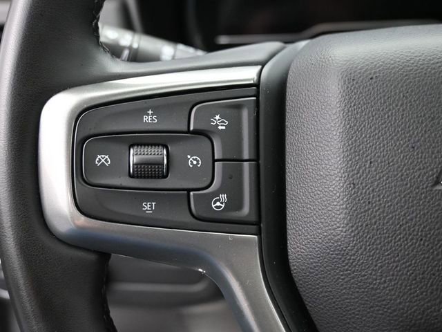 Used 2023 Chevrolet Suburban Z71 w/ Luxury Package image 19