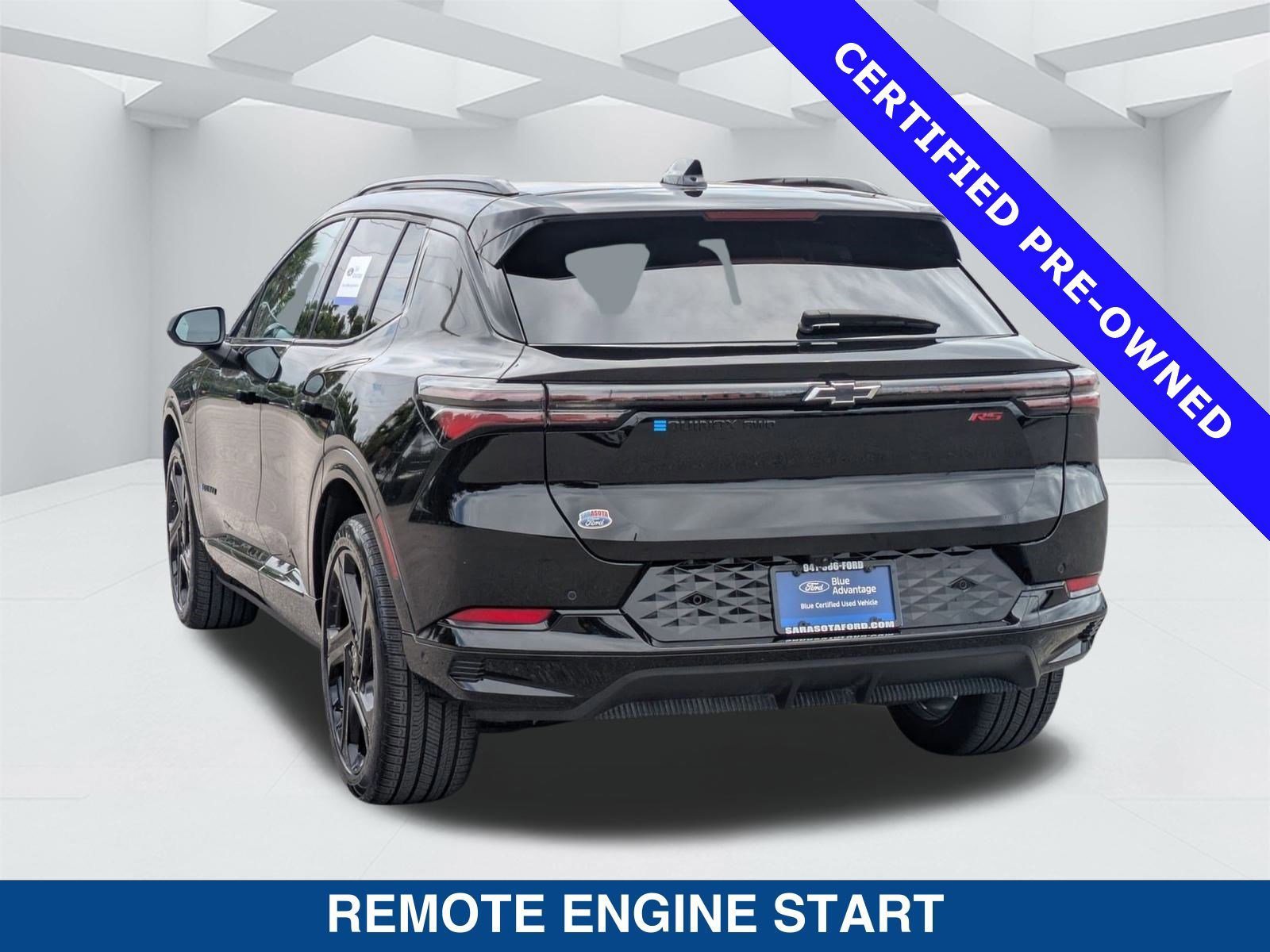 Used 2024 Chevrolet Equinox EV RS image 2