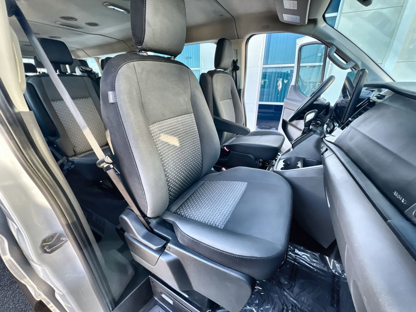 Certified 2024 Ford Transit 350 XLT image 25