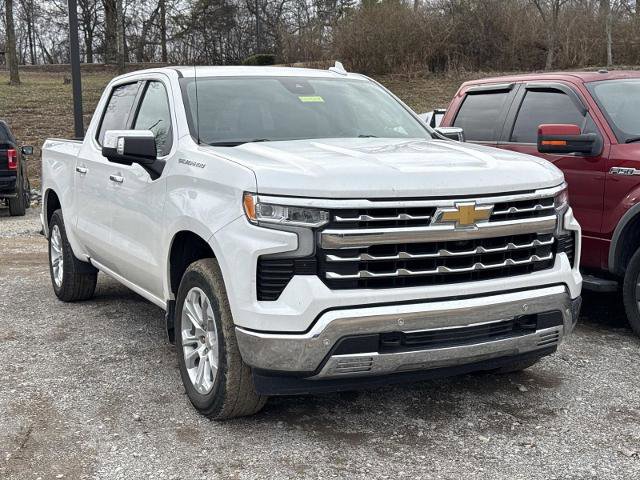 Used 2023 Chevrolet Silverado 1500 LTZ image 3