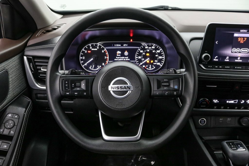 Used 2021 Nissan Rogue SV image 13