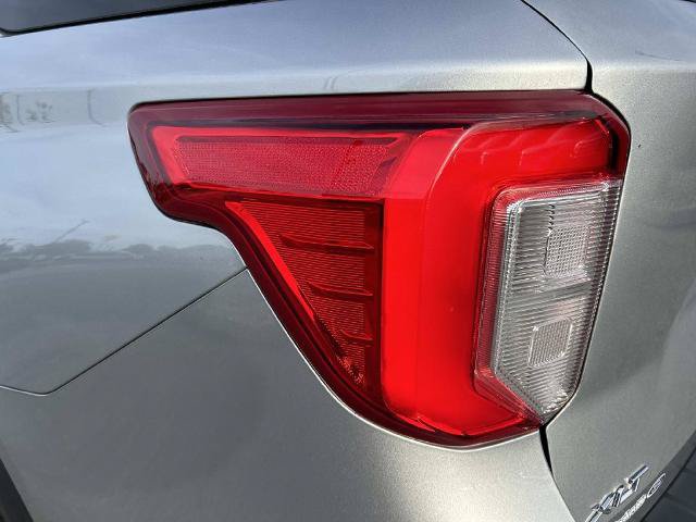 Certified 2023 Ford Explorer XLT w/ Equipment Group 202A RWD image 11