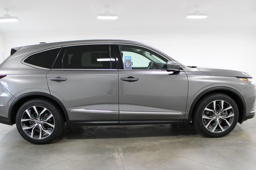 Used 2023 Acura MDX w/ Technology Package AWD/4WD image 12