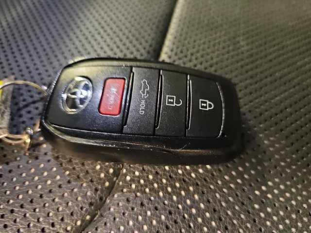 Used 2024 Toyota Tundra Limited AWD/4WD image 34