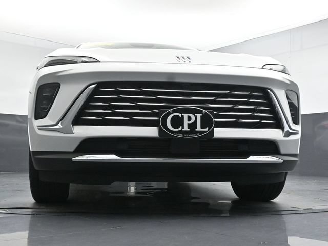 Used 2025 Buick Envision Preferred AWD/4WD image 27