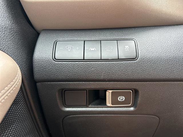 Used 2023 Hyundai Santa Fe SEL image 24