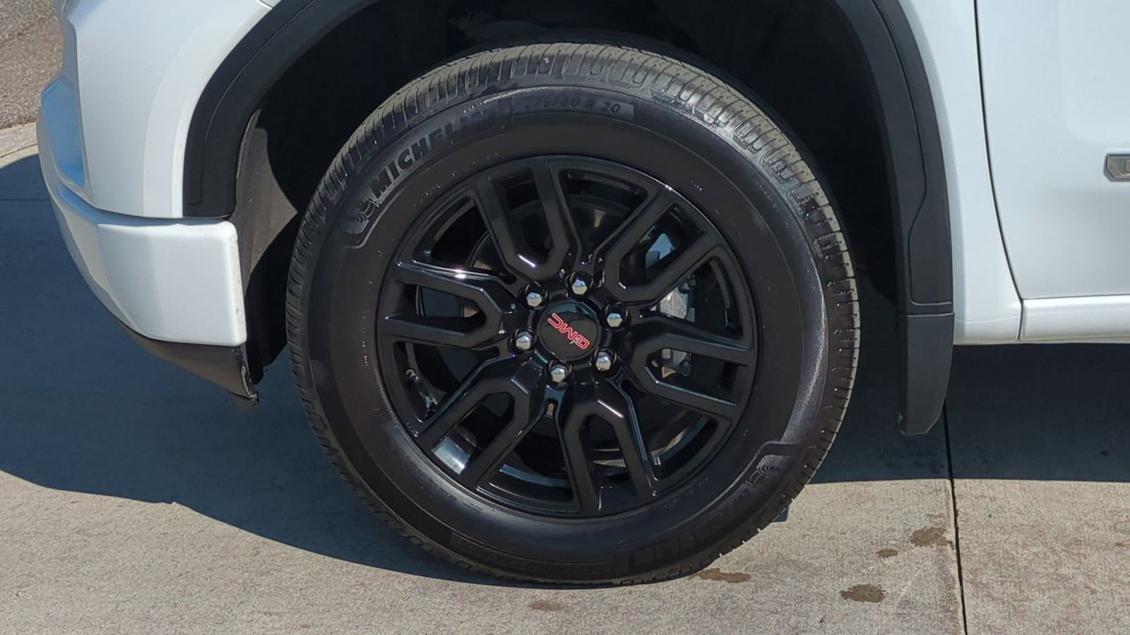 Used 2022 GMC Sierra 1500 Elevation image 14