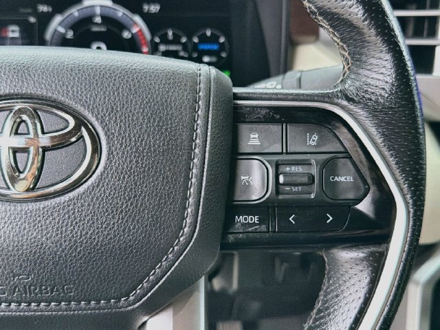 Used 2022 Toyota Tundra Capstone AWD/4WD image 39