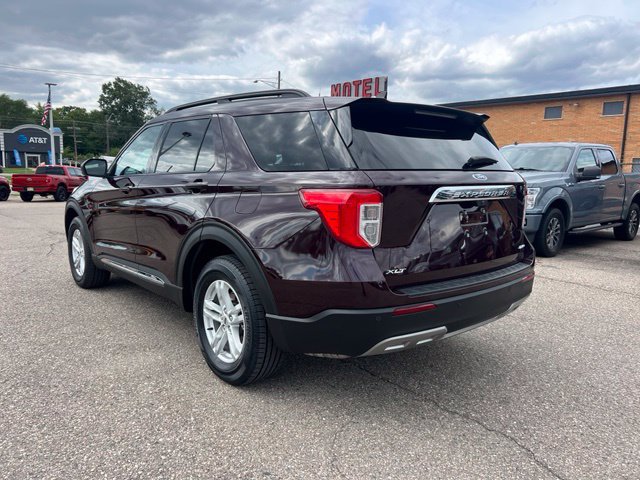 Certified 2023 Ford Explorer XLT w/ Equipment Group 202A AWD/4WD image 6