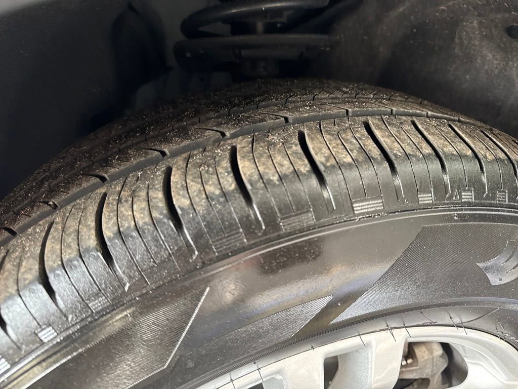 Certified 2022 Ford Explorer XLT w/ Equipment Group 202A image 32