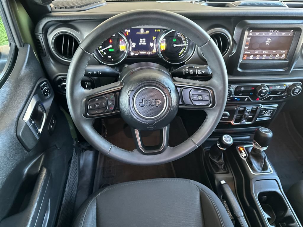 Used 2023 Jeep Wrangler Unlimited AWD/4WD image 13