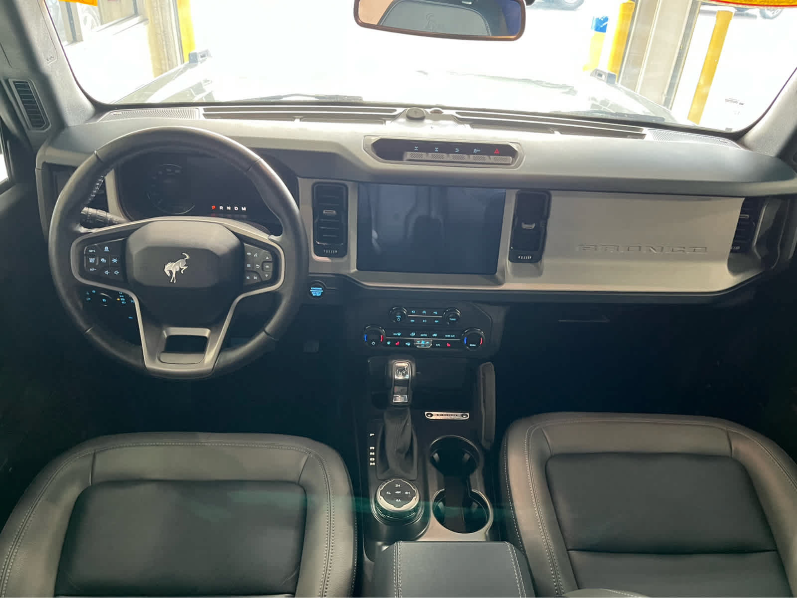 Certified 2024 Ford Bronco Outer Banks w/ Sasquatch Package AWD/4WD image 8