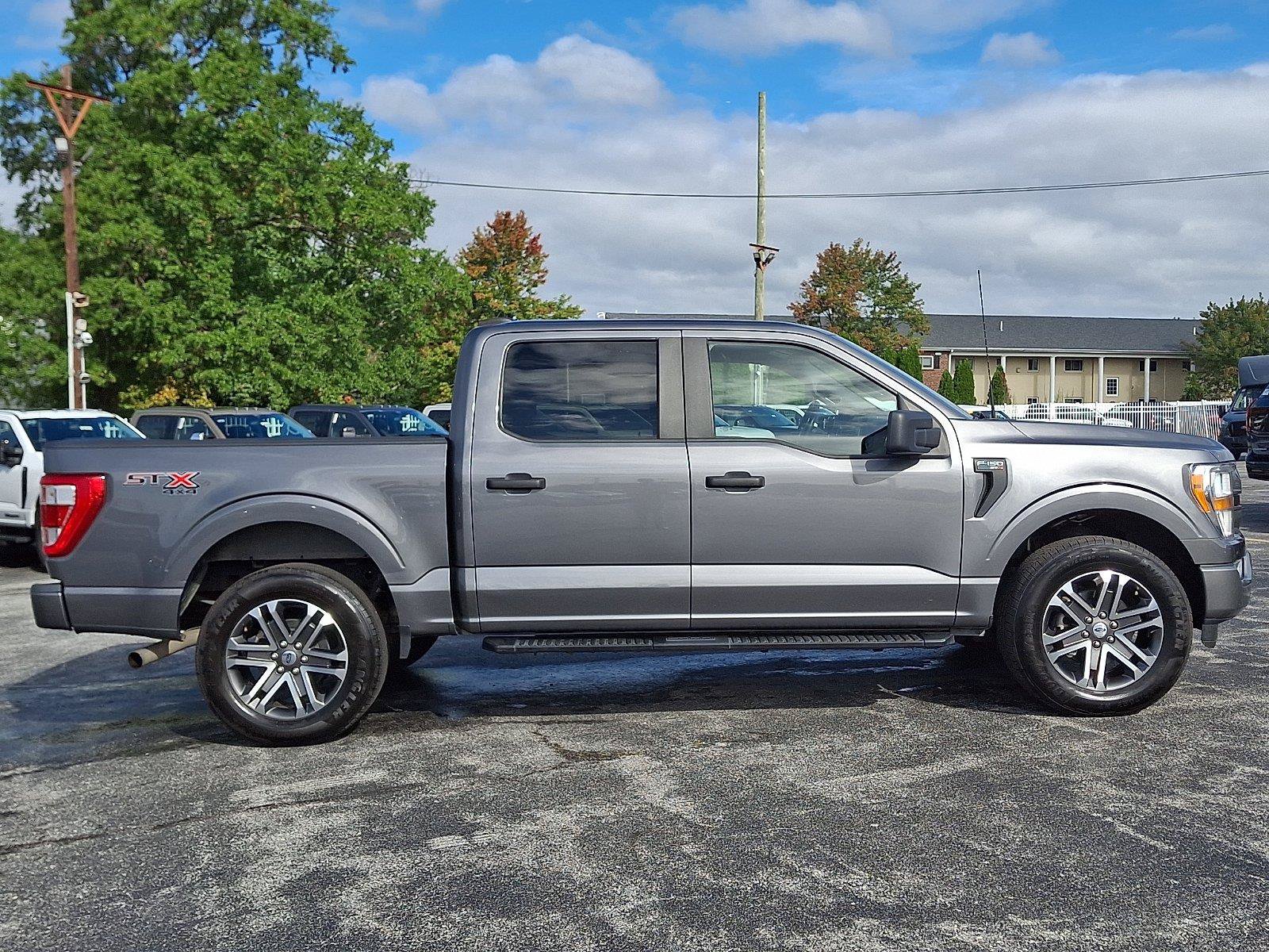 Certified 2022 Ford F150 XL w/ STX Appearance Package AWD/4WD image 7