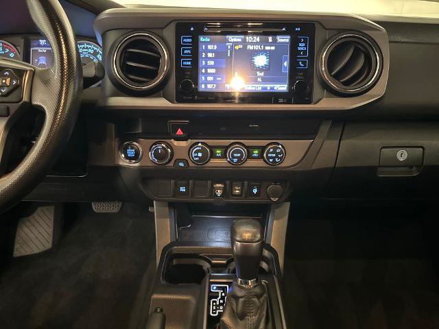 Used 2019 Toyota Tacoma TRD Sport AWD/4WD image 23