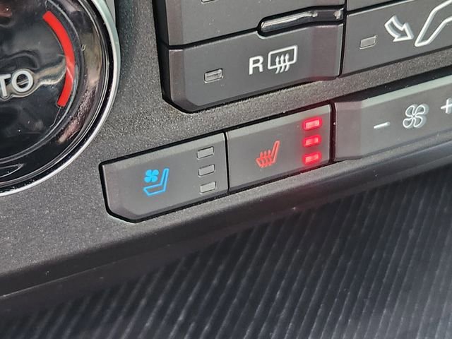 Certified 2021 Ford F350 Platinum image 27