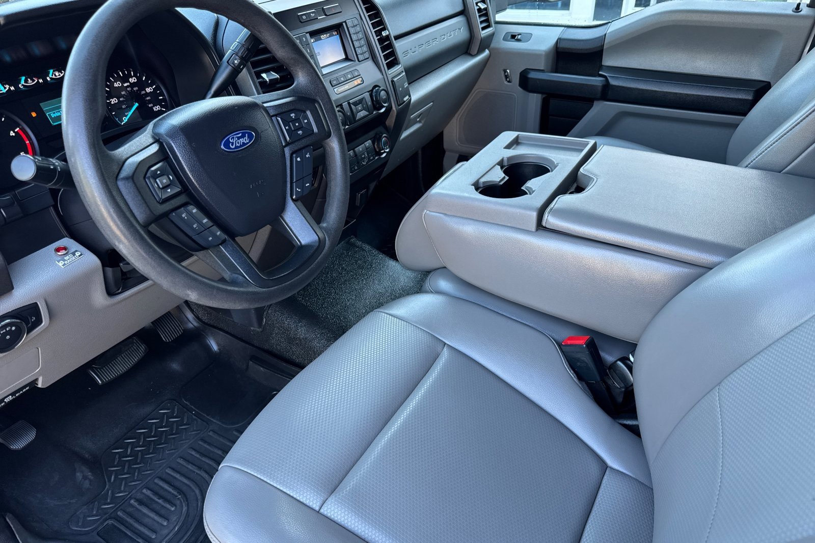 Certified 2020 Ford F550 4x4 Regular Cab Super Duty image 10