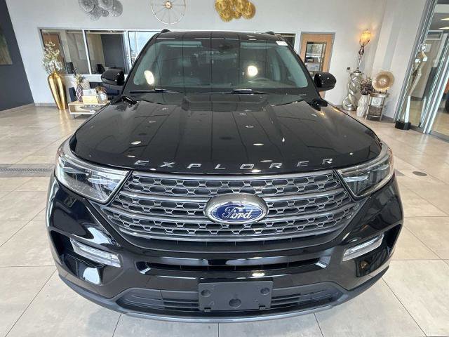 Certified 2023 Ford Explorer XLT w/ Equipment Group 202A AWD/4WD image 7