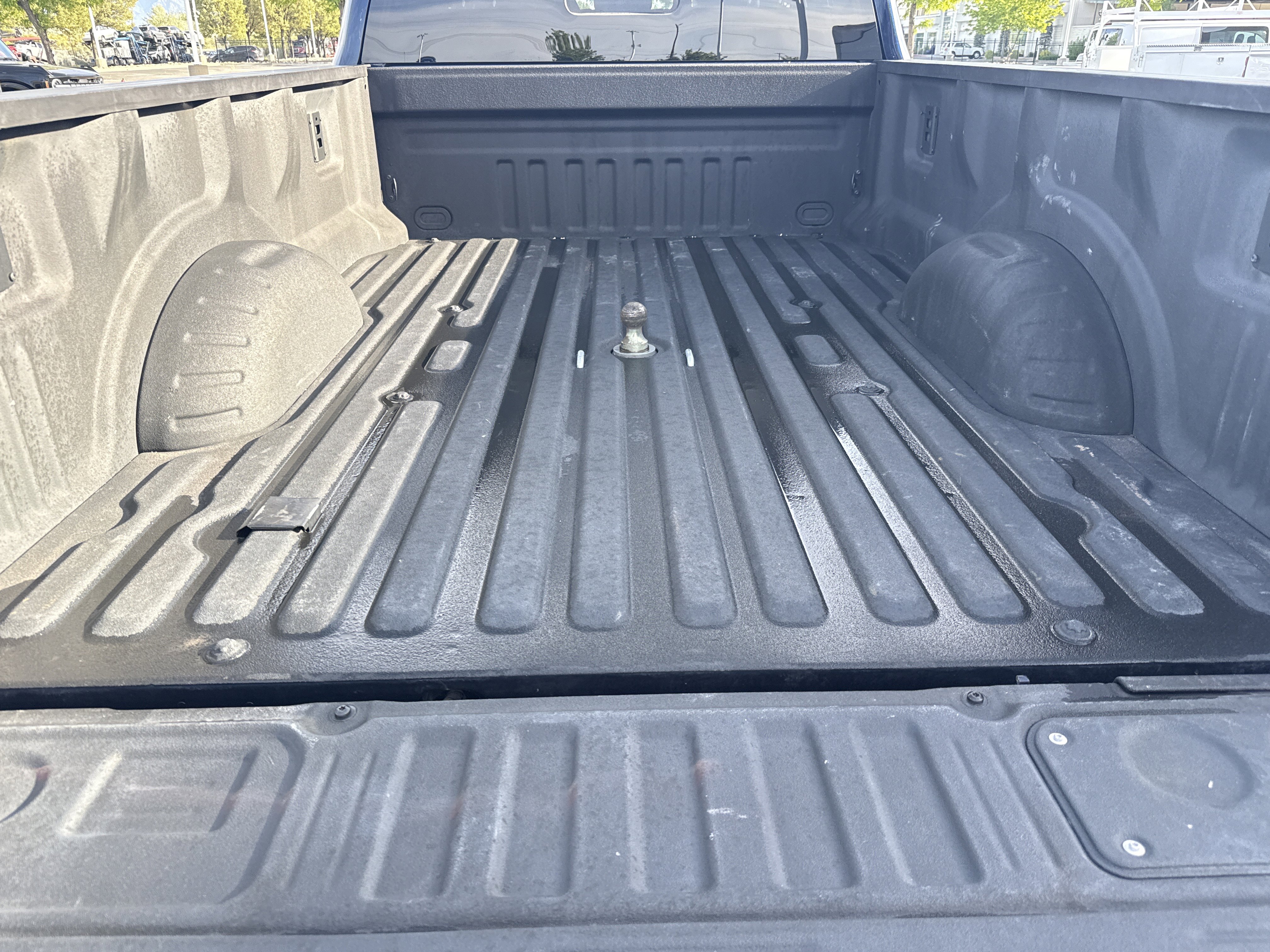 Certified 2024 Ford F350 Platinum w/ FX4 Off-Road Package AWD/4WD image 26