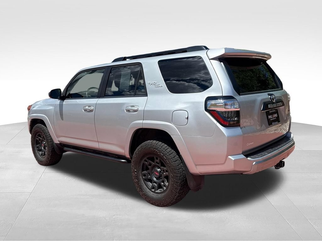 Used 2022 Toyota 4Runner TRD Off-Road AWD/4WD image 7