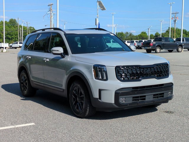 Used 2025 Kia Telluride SX Prestige X-Pro AWD/4WD image 2