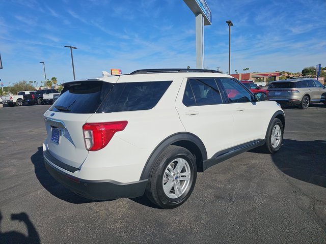 Certified 2023 Ford Explorer XLT image 4