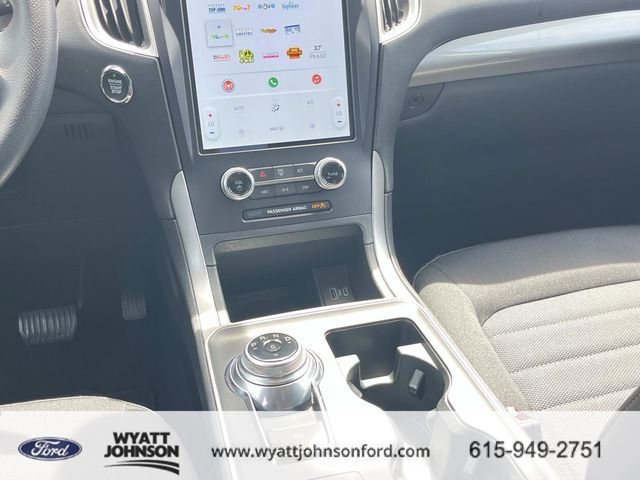 Certified 2022 Ford Edge SE w/ Black Appearance Package image 16
