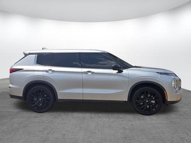 Used 2022 Mitsubishi Outlander SE FWD video 3