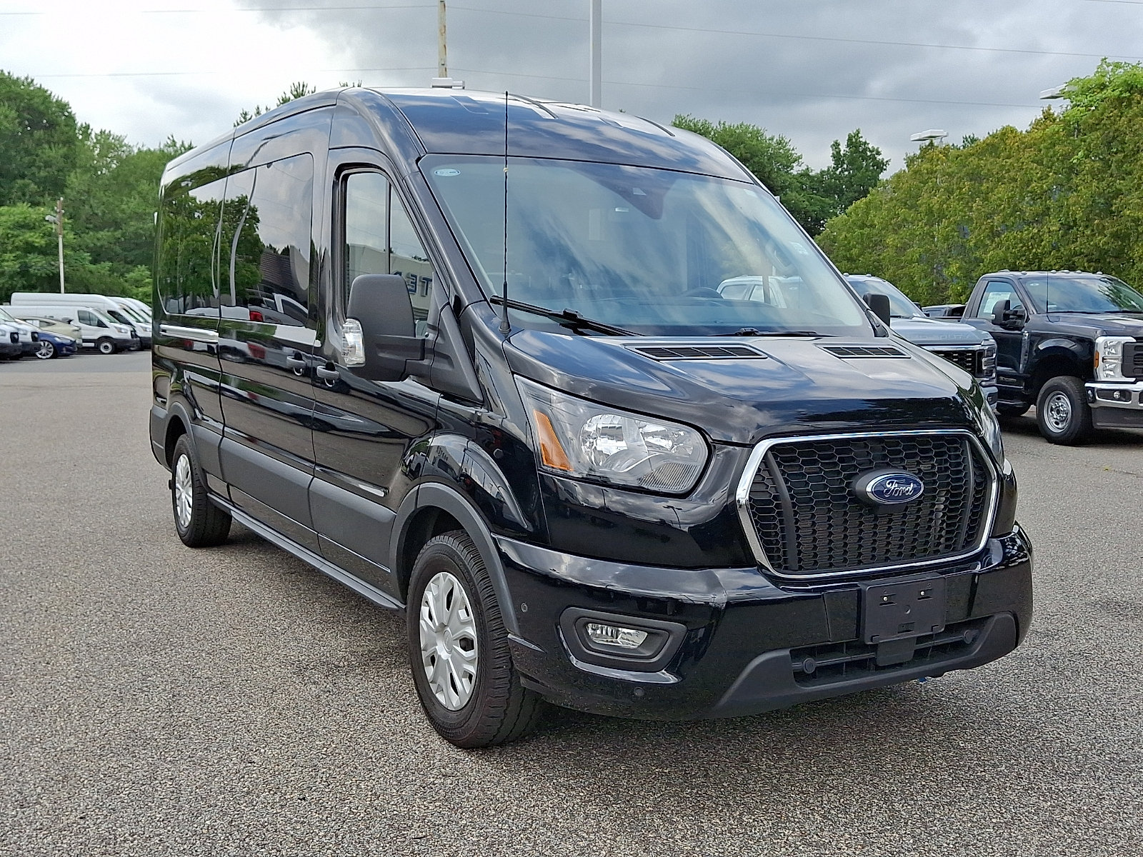Certified 2025 Ford Transit 350 XLT RWD image 2