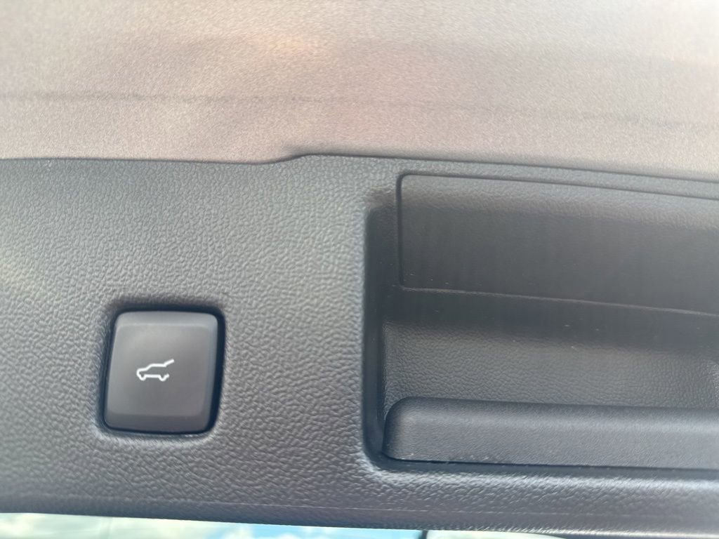 Certified 2023 Ford Escape Active AWD/4WD image 47