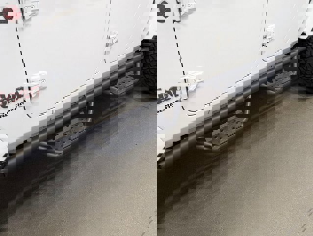 Used 2023 Jeep Gladiator Rubicon w/ LED Lighting Group image 18