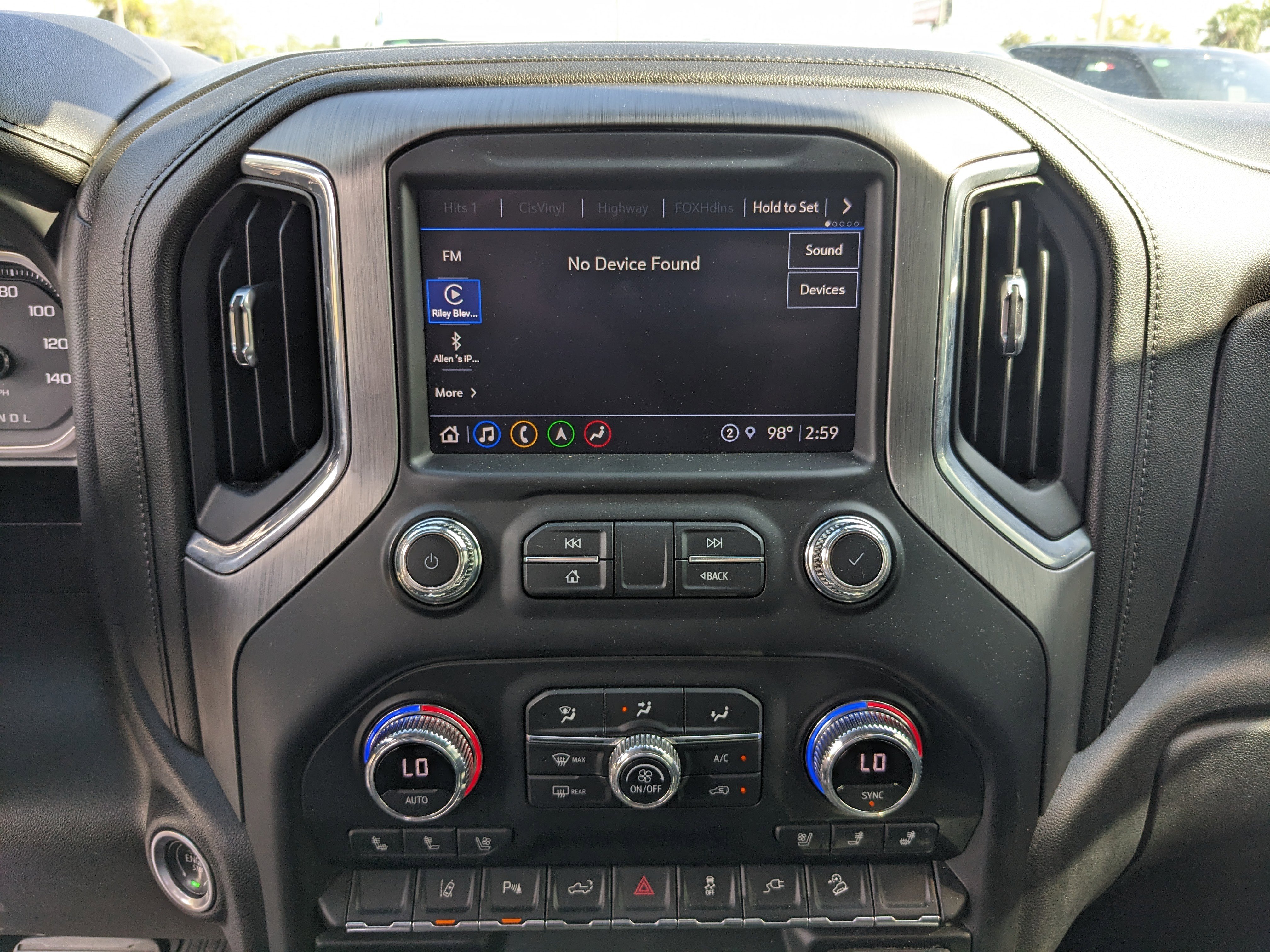 Used 2022 GMC Sierra 2500 Denali w/ Denali Ultimate Package image 21